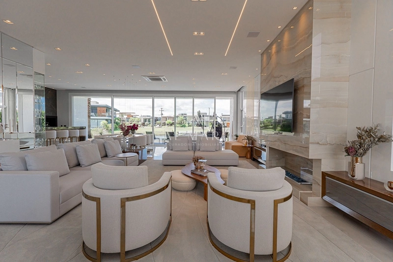 Mansão no condominio beira lago: 21ª foto da galeria de imagens do imóvel