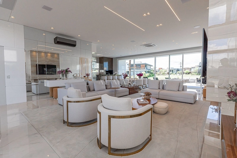 Mansão no condominio beira lago: 17ª foto da galeria de imagens do imóvel