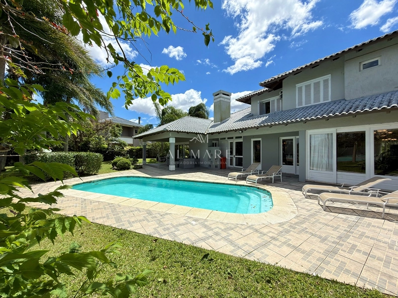 CASA À VENDA EM ATLÂNTIDA! 2 LOTES • 1.200 M² DE TERRENO • 4 SUÍTES: 11ª foto da galeria de imagens do imóvel