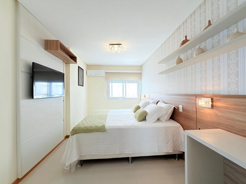 Apartamento com vista panorâmica: 24ª foto da galeria de imagens do imóvel