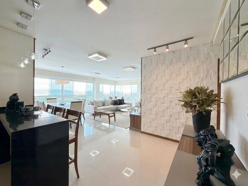 Apartamento com vista panorâmica: 23ª foto da galeria de imagens do imóvel