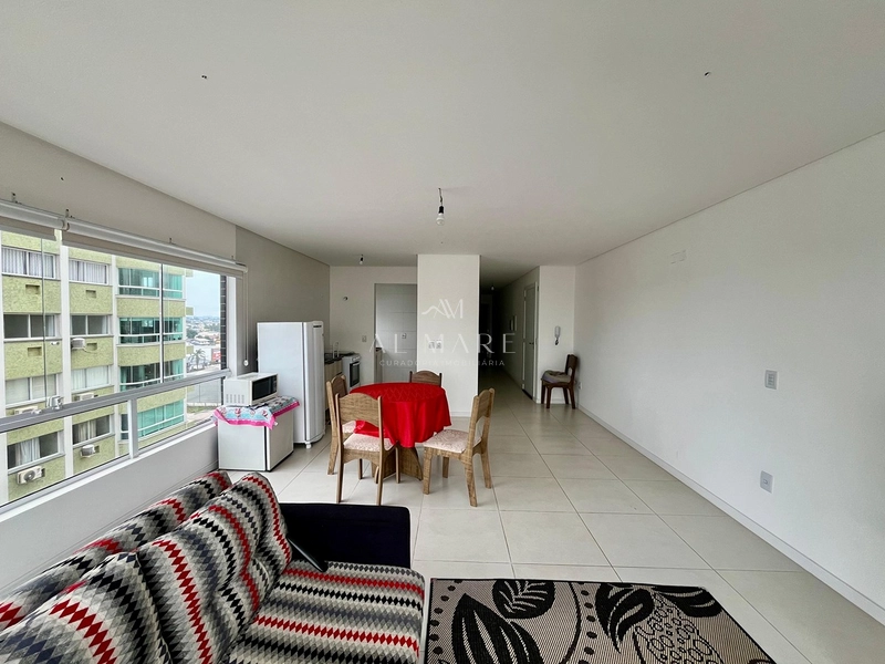 Apartamento de esquina: 1ª foto da galeria de imagens do imóvel