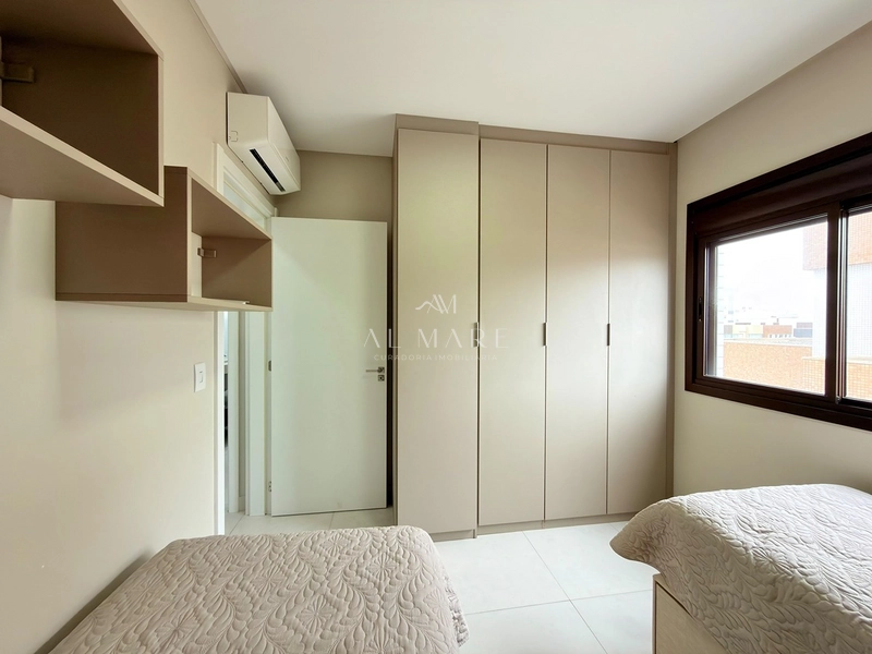 APARTAMENTO À VENDA EM CAPÃO DA CANOA! ANDAR ALTO • MOBILIADO • PRÓXIMO AO MAR: 9ª foto da galeria de imagens do imóvel