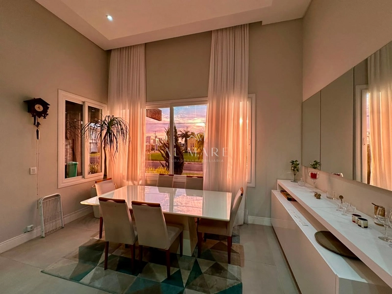 Casa em condomínio quadro suítes : 19ª foto da galeria de imagens do imóvel