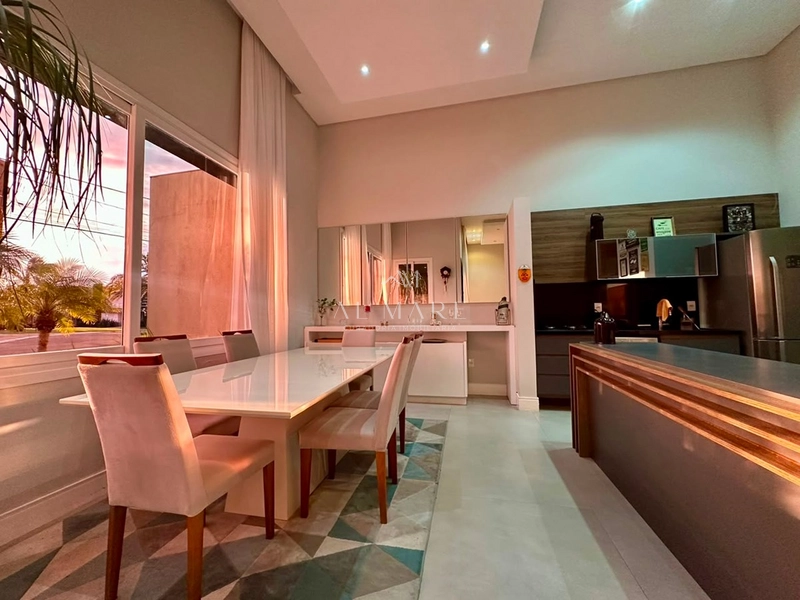Casa em condomínio quadro suítes : 9ª foto da galeria de imagens do imóvel