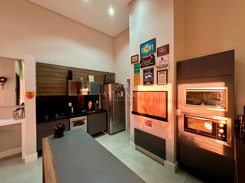 Casa em condomínio quadro suítes : 2ª foto da galeria de imagens do imóvel