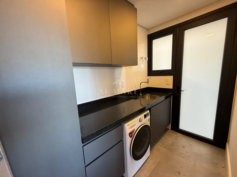 Casa beira lago com seis suítes mais lavabo ao lado da infra: 24ª foto da galeria de imagens do imóvel