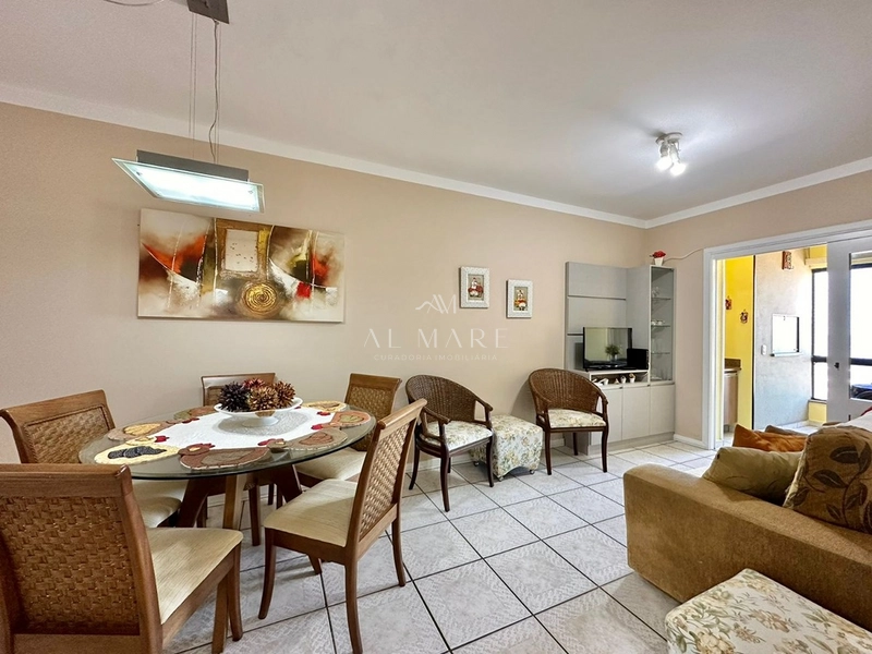 Apartamento beira mar com três dormitórios sendo uma suíte com duas vagas de garagem e mais depósito : 6ª foto da galeria de imagens do imóvel