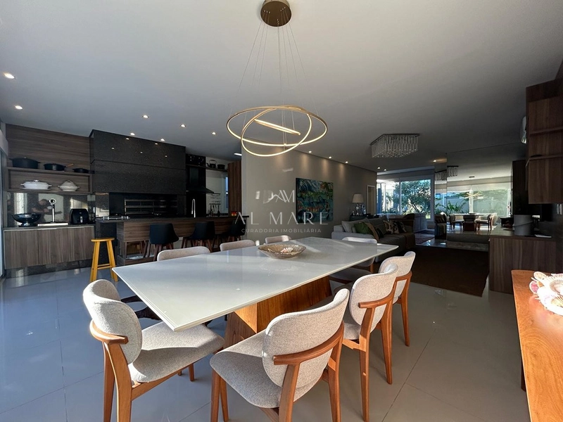 Casa terre a venda: 2ª foto da galeria de imagens do imóvel