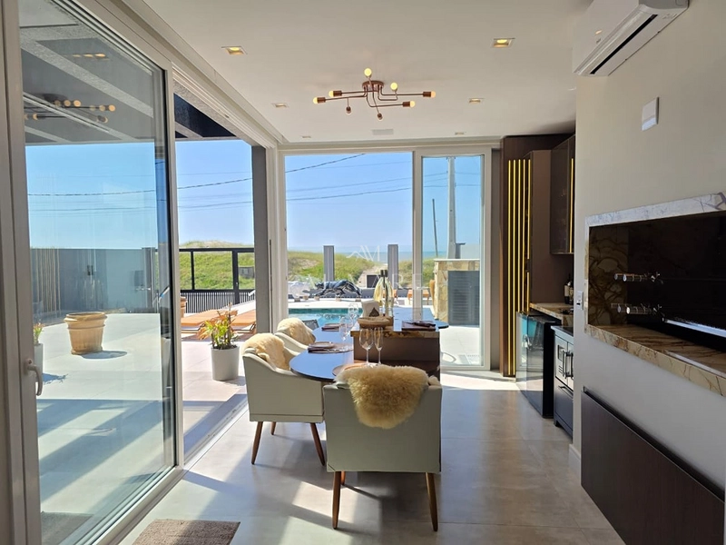 Casa a beira mar de xangrila: 41ª foto da galeria de imagens do imóvel