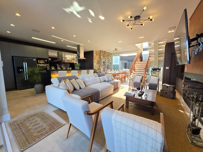 Casa a beira mar de xangrila: 32ª foto da galeria de imagens do imóvel