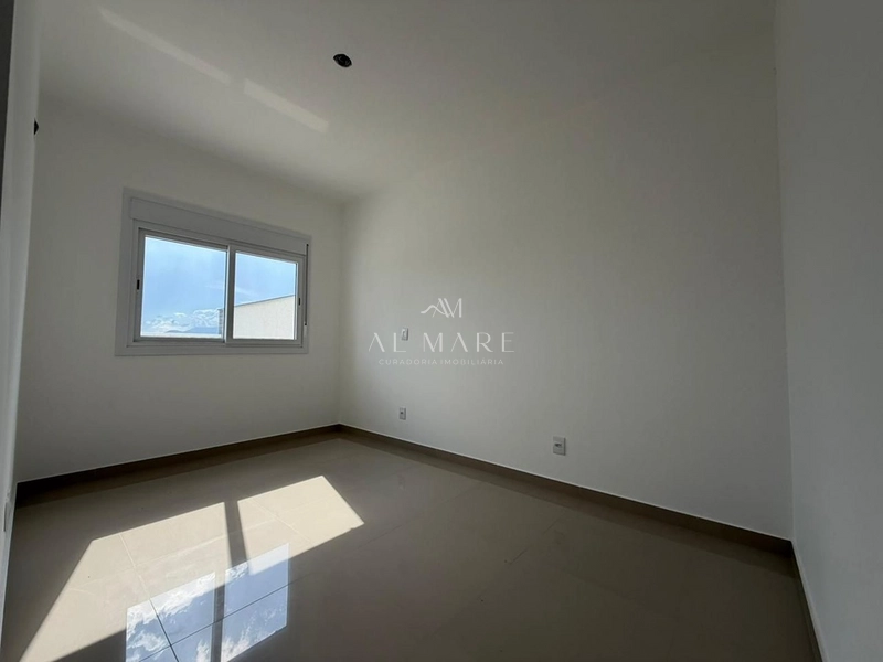 Apartamento com terraço: 3ª foto da galeria de imagens do imóvel