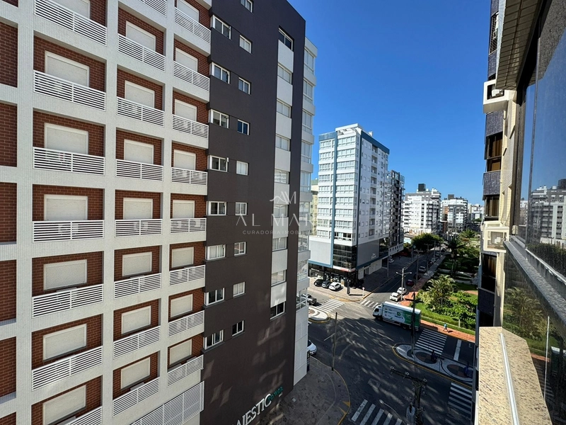 Apartamento dois dormitórios e vaga de garagem : 13ª foto da galeria de imagens do imóvel