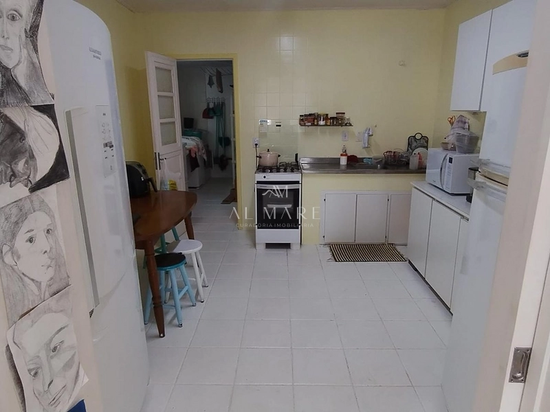 Apartamento três dormitórios sendo uma suíte apenas uma quadra do mar : 7ª foto da galeria de imagens do imóvel