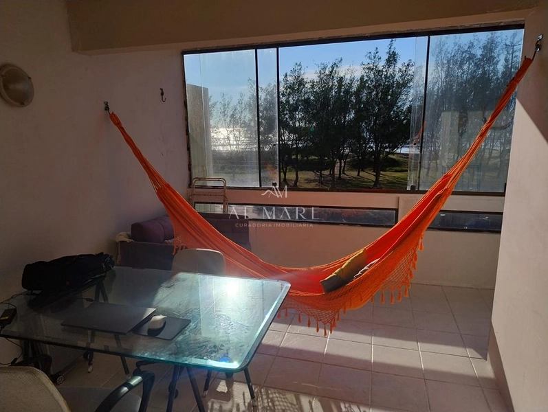 Apartamento três dormitórios sendo uma suíte apenas uma quadra do mar : 16ª foto da galeria de imagens do imóvel