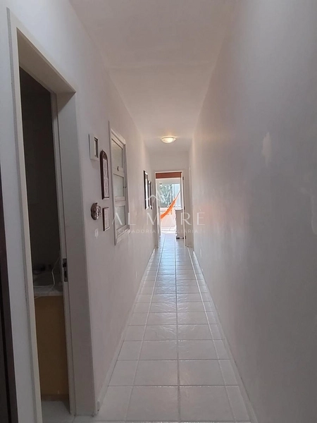 Apartamento três dormitórios sendo uma suíte apenas uma quadra do mar : 23ª foto da galeria de imagens do imóvel