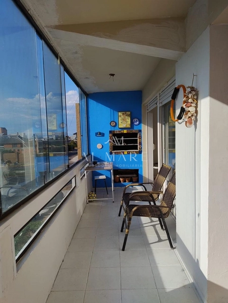 Apartamento três dormitórios sendo uma suíte apenas uma quadra do mar : 25ª foto da galeria de imagens do imóvel