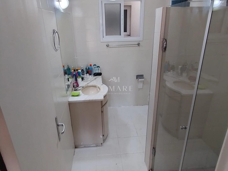Apartamento três dormitórios sendo uma suíte apenas uma quadra do mar : 18ª foto da galeria de imagens do imóvel