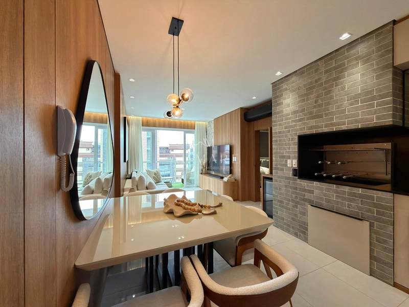 Apartamento uma quadra do mar : 4ª foto da galeria de imagens do imóvel