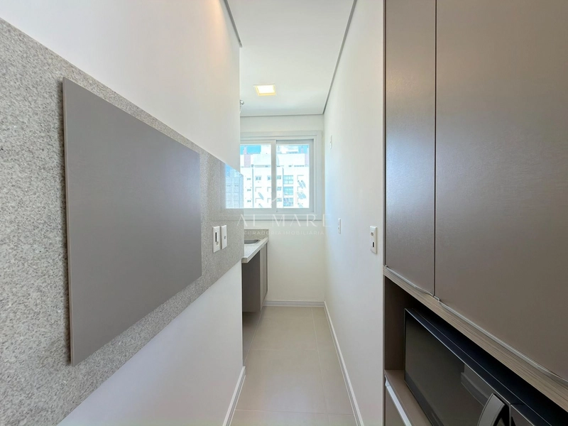 Apartamento finamente mobiliado e decorado : 6ª foto da galeria de imagens do imóvel