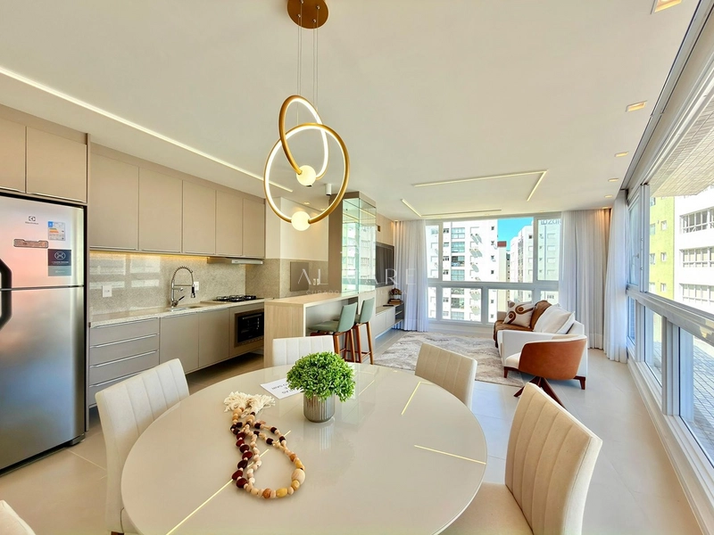 Apartamento finamente mobiliado e decorado : 1ª foto da galeria de imagens do imóvel