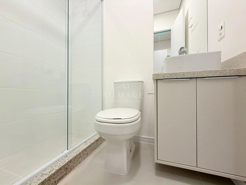 Apartamento finamente mobiliado e decorado : 35ª foto da galeria de imagens do imóvel