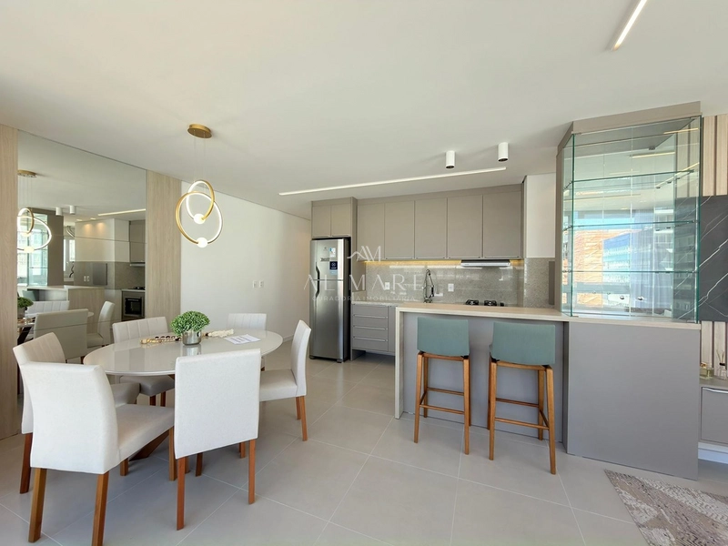 Apartamento finamente mobiliado e decorado : 34ª foto da galeria de imagens do imóvel