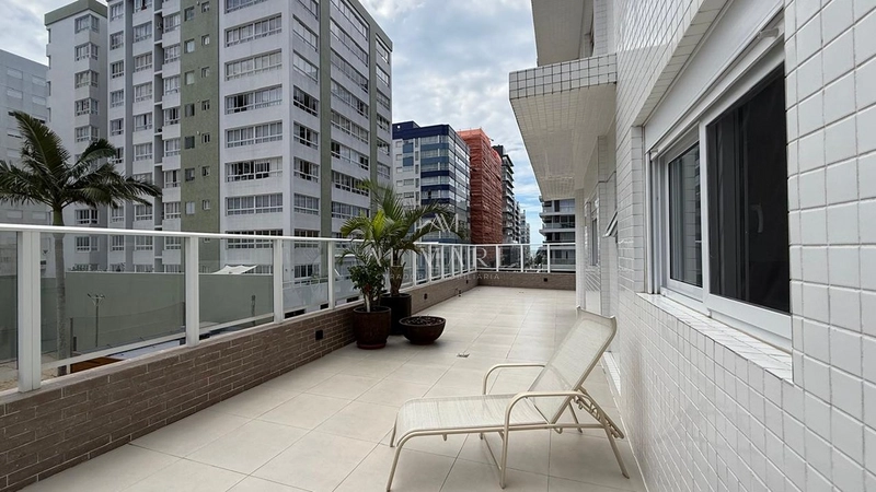 Apartamento bem decorado e gigantesco : 31ª foto da galeria de imagens do imóvel