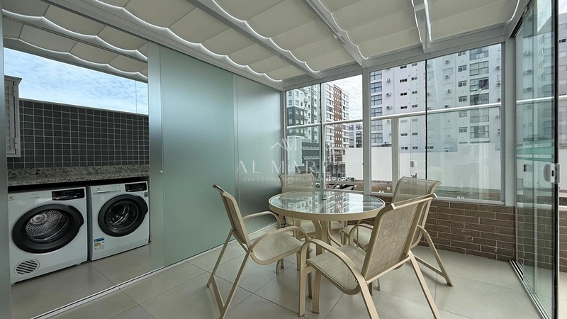 Apartamento bem decorado e gigantesco : 21ª foto da galeria de imagens do imóvel