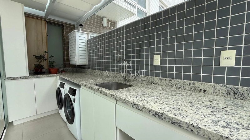 Apartamento bem decorado e gigantesco : 24ª foto da galeria de imagens do imóvel