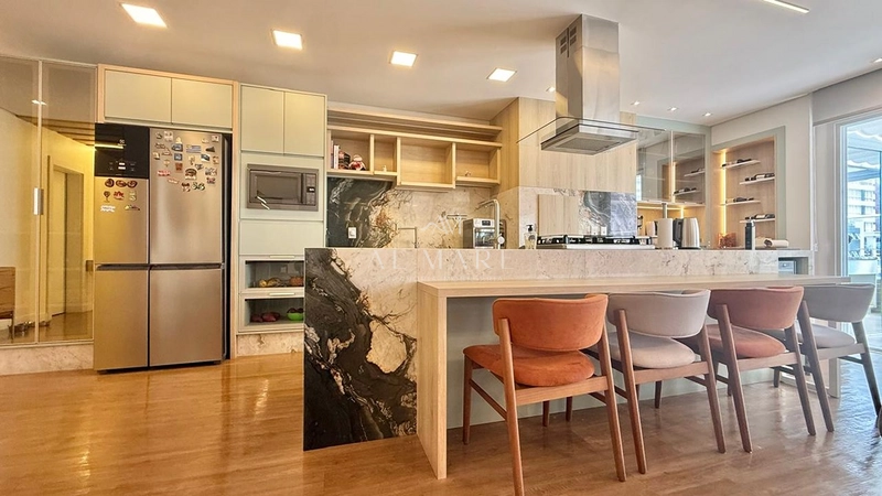 Apartamento bem decorado e gigantesco : 7ª foto da galeria de imagens do imóvel