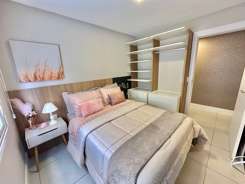 Apartamento com sacada em L e três suítes: 11ª foto da galeria de imagens do imóvel
