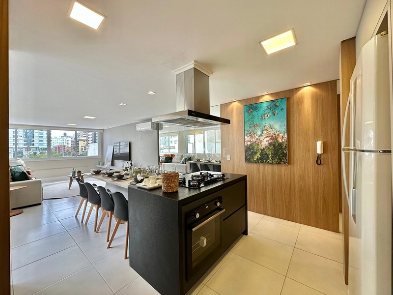Apartamento com sacada em L e três suítes: 8ª foto da galeria de imagens do imóvel