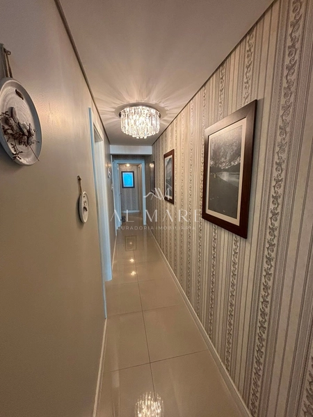 Apartamento beira mar mobiliado e decorado com cinco suítes e três vagas de garagem : 20ª foto da galeria de imagens do imóvel