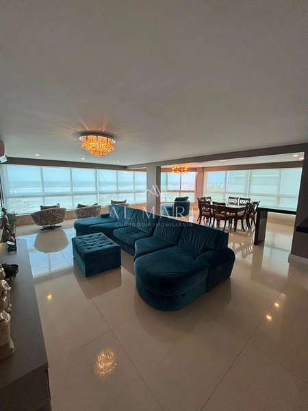 Apartamento beira mar mobiliado e decorado com cinco suítes e três vagas de garagem : 6ª foto da galeria de imagens do imóvel