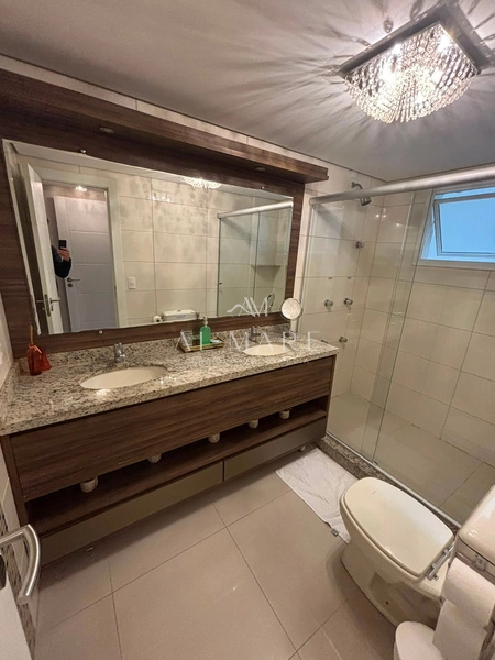 Apartamento beira mar mobiliado e decorado com cinco suítes e três vagas de garagem : 17ª foto da galeria de imagens do imóvel