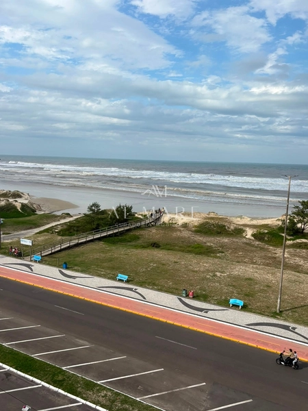 Apartamento beira mar mobiliado e decorado com cinco suítes e três vagas de garagem : 31ª foto da galeria de imagens do imóvel