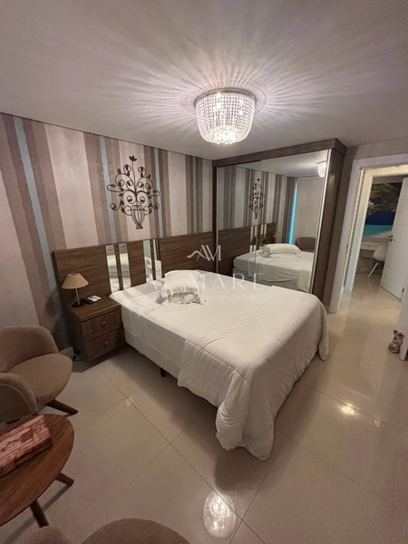 Apartamento beira mar mobiliado e decorado com cinco suítes e três vagas de garagem : 22ª foto da galeria de imagens do imóvel