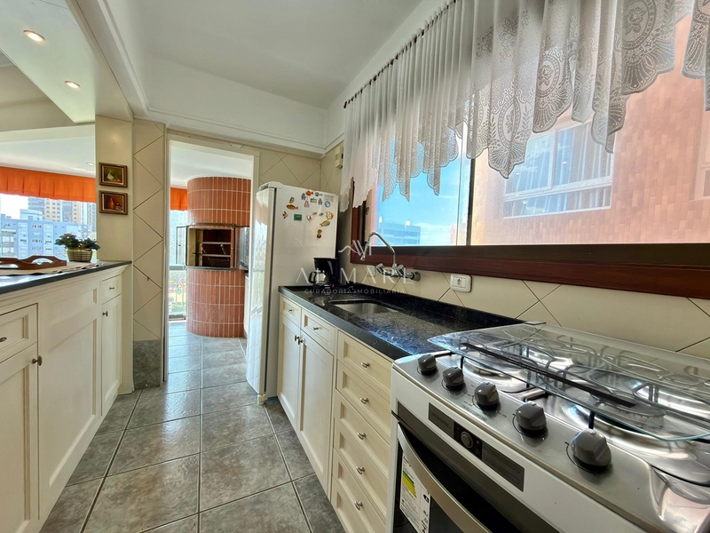 Apartamento com vista para praça do farol: 12ª foto da galeria de imagens do imóvel