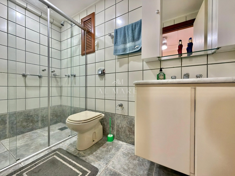 Apartamento com vista para praça do farol: 2ª foto da galeria de imagens do imóvel