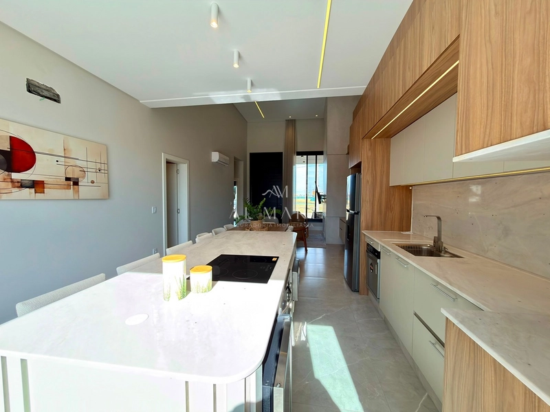 Casa em condomínio com quatro suítes mobiliado e decorado : 15ª foto da galeria de imagens do imóvel