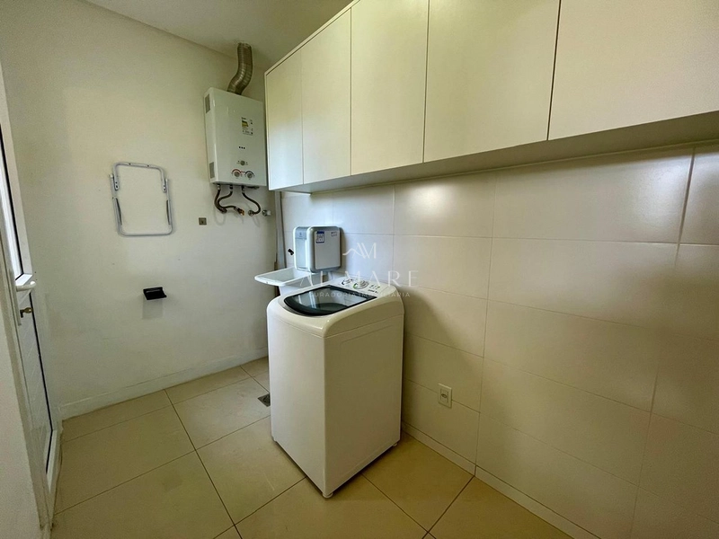 Casa com 4 suites em condominio : 10ª foto da galeria de imagens do imóvel