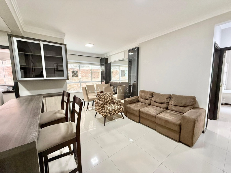Apartamento dois dormitórios mobiliado e decorado : 4ª foto da galeria de imagens do imóvel