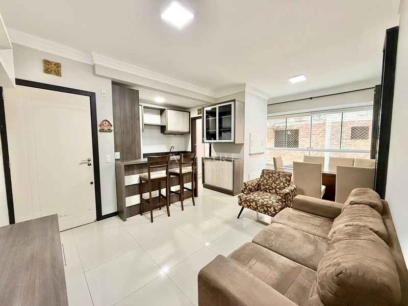Apartamento dois dormitórios mobiliado e decorado : 2ª foto da galeria de imagens do imóvel