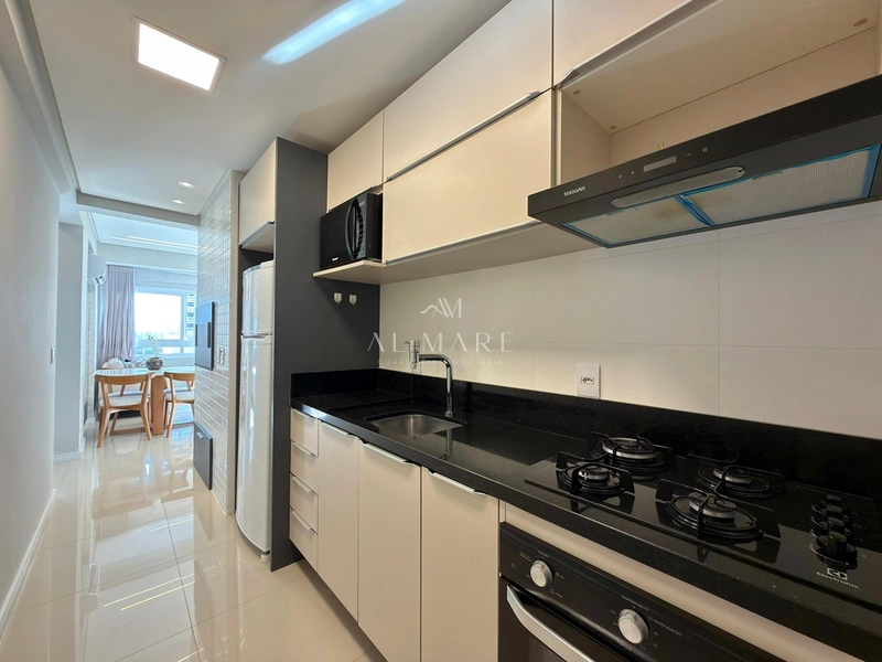 Apartamento a venda com sacada de frente: 4ª foto da galeria de imagens do imóvel