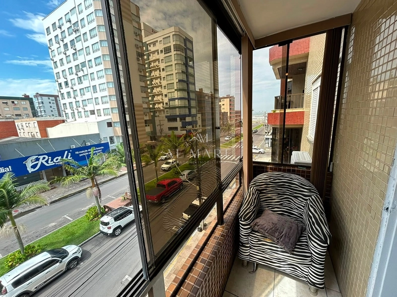 Apartamento com vista para o mar: 1ª foto da galeria de imagens do imóvel