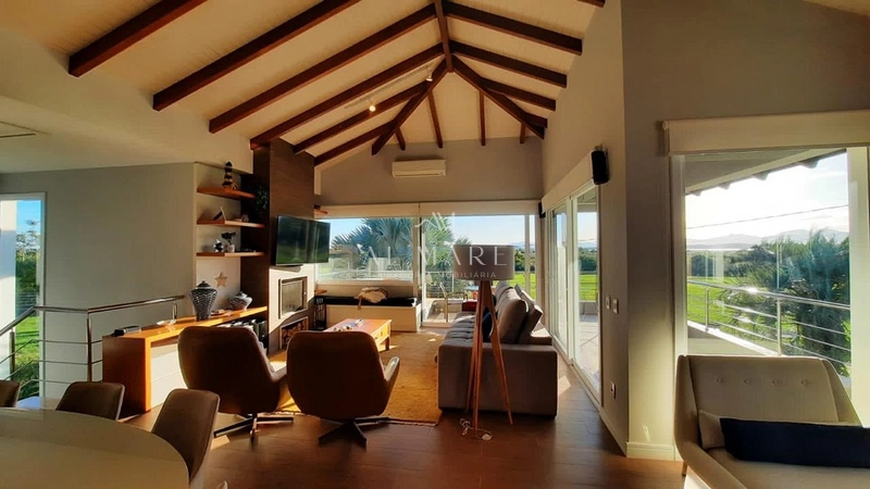 Casa alto padrão fente para a lagoa: 8ª foto da galeria de imagens do imóvel