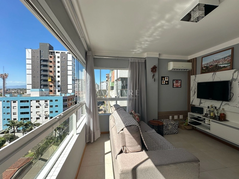 Apartamento um dormitório de frente com vaga de garagem : 2ª foto da galeria de imagens do imóvel