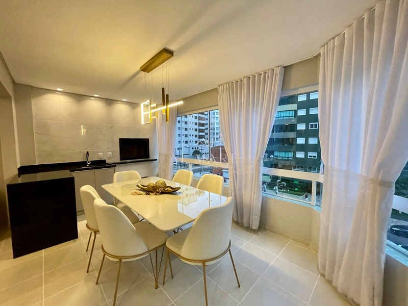 Apartamento na navegantes com vista para o mar: 1ª foto da galeria de imagens do imóvel