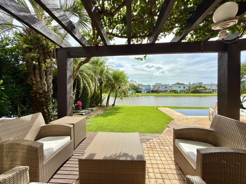 Casa beira lago: 9ª foto da galeria de imagens do imóvel